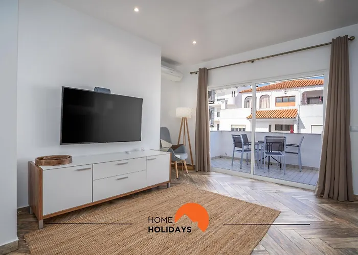 #034 Cozy Apartment Great Location Апартаменты *